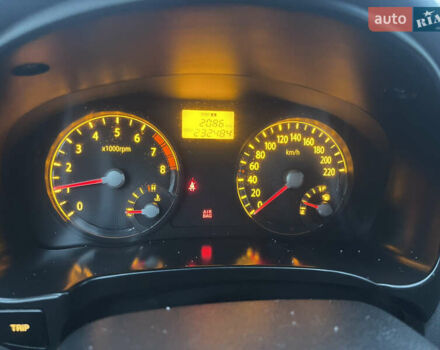 Оранжевый Киа Рио, объемом двигателя 1.4 л и пробегом 232 тыс. км за 4650 $, фото 3 на Automoto.ua