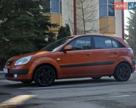 Оранжевый Киа Рио, объемом двигателя 1.4 л и пробегом 232 тыс. км за 3999 $, фото 7 на Automoto.ua