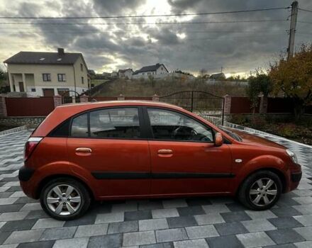Кіа Ріо 2008 у Тернополі на Automoto.ua Помаранчевий Кіа Ріо, об'ємом двигуна 1.4 л та пробігом 230 тис. км за 3900 $, фото 7 на Automoto.ua