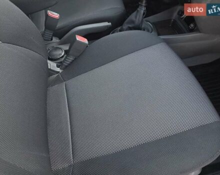 Оранжевый Киа Рио, объемом двигателя 1.4 л и пробегом 232 тыс. км за 3999 $, фото 25 на Automoto.ua