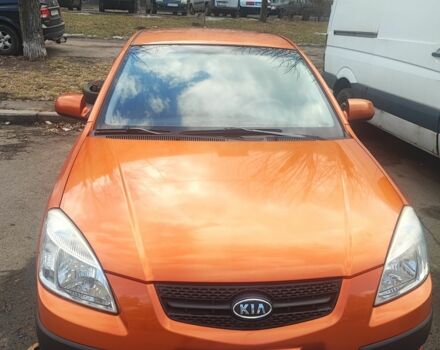 Оранжевый Киа Рио, объемом двигателя 1.4 л и пробегом 235 тыс. км за 5000 $, фото 1 на Automoto.ua
