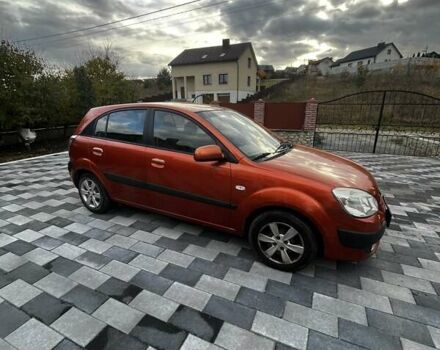 Кіа Ріо 2008 у Тернополі на Automoto.ua Помаранчевий Кіа Ріо, об'ємом двигуна 1.4 л та пробігом 230 тис. км за 3900 $, фото 3 на Automoto.ua