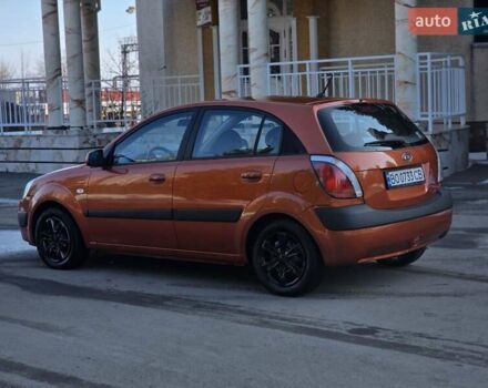 Оранжевый Киа Рио, объемом двигателя 1.4 л и пробегом 232 тыс. км за 3999 $, фото 5 на Automoto.ua