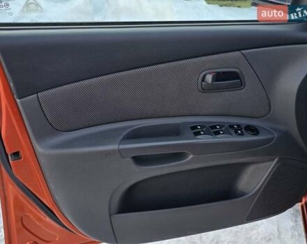 Оранжевый Киа Рио, объемом двигателя 1.4 л и пробегом 232 тыс. км за 3999 $, фото 17 на Automoto.ua