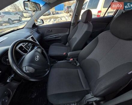 Оранжевый Киа Рио, объемом двигателя 1.4 л и пробегом 232 тыс. км за 3999 $, фото 16 на Automoto.ua