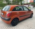 Оранжевый Киа Рио, объемом двигателя 1.4 л и пробегом 234 тыс. км за 3850 $, фото 5 на Automoto.ua