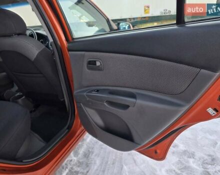 Оранжевый Киа Рио, объемом двигателя 1.4 л и пробегом 232 тыс. км за 3999 $, фото 21 на Automoto.ua
