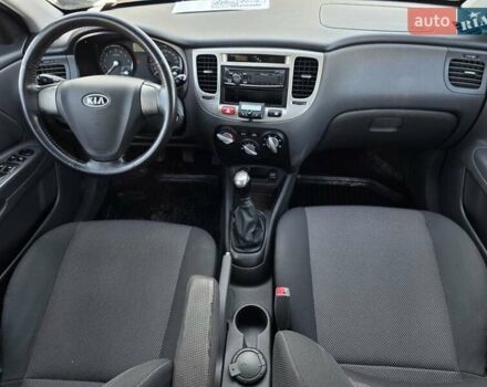Оранжевый Киа Рио, объемом двигателя 1.4 л и пробегом 232 тыс. км за 3999 $, фото 24 на Automoto.ua