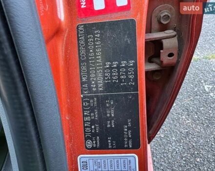 Оранжевый Киа Рио, объемом двигателя 1.4 л и пробегом 210 тыс. км за 4600 $, фото 4 на Automoto.ua