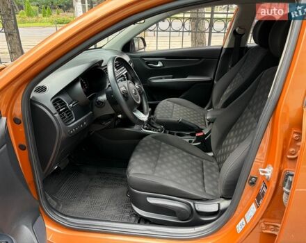Оранжевый Киа Рио, объемом двигателя 1.59 л и пробегом 80 тыс. км за 13900 $, фото 11 на Automoto.ua