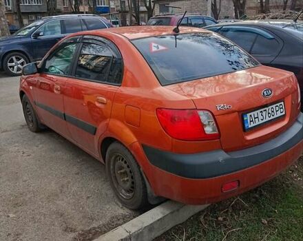 Оранжевый Киа Рио, объемом двигателя 1.4 л и пробегом 241 тыс. км за 5000 $, фото 1 на Automoto.ua