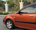 Помаранчевий Кіа Ріо, об'ємом двигуна 1.4 л та пробігом 152 тис. км за 4651 $, фото 6 на Automoto.ua