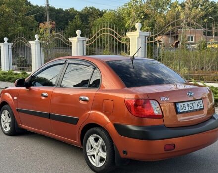 Помаранчевий Кіа Ріо, об'ємом двигуна 1.4 л та пробігом 152 тис. км за 4651 $, фото 4 на Automoto.ua