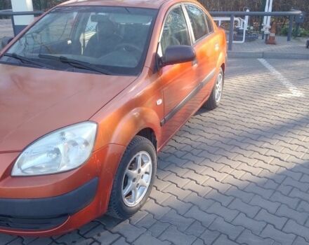 Помаранчевий Кіа Ріо, об'ємом двигуна 1.4 л та пробігом 447 тис. км за 3900 $, фото 9 на Automoto.ua