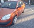 Помаранчевий Кіа Ріо, об'ємом двигуна 1.4 л та пробігом 447 тис. км за 3900 $, фото 9 на Automoto.ua