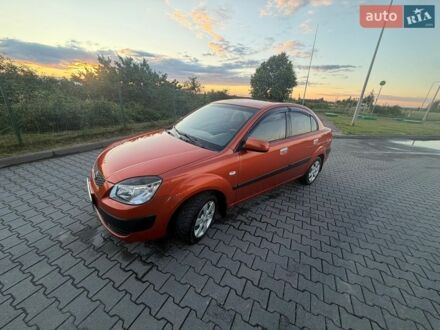 Оранжевый Киа Рио, объемом двигателя 1.4 л и пробегом 176 тыс. км за 3750 $, фото 1 на Automoto.ua