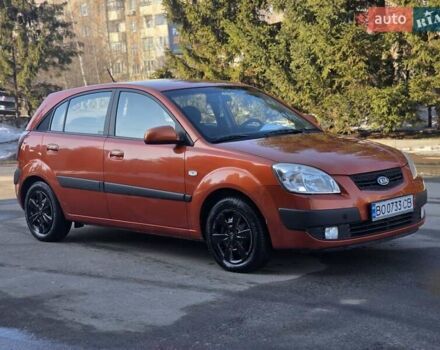 Оранжевый Киа Рио, объемом двигателя 1.4 л и пробегом 232 тыс. км за 3999 $, фото 1 на Automoto.ua