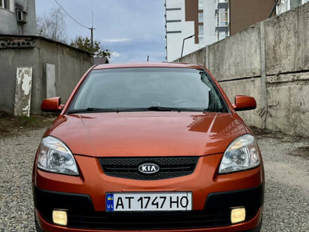 Киа Рио 2008 в Ивано-Франковске на Automoto.ua Оранжевый Киа Рио, объемом двигателя 1.4 л и пробегом 210 тыс. км за 4100 $, фото 1 на Automoto.ua