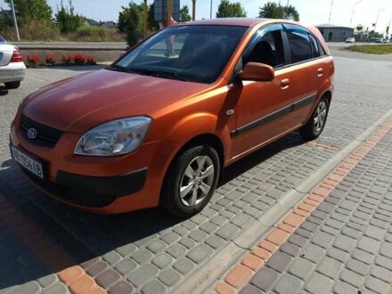 Кіа Ріо 2008 у Вінниці на Automoto.ua Помаранчевий Кіа Ріо, об'ємом двигуна 1.4 л та пробігом 184 тис. км за 3950 $, фото 1 на Automoto.ua