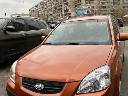 Оранжевый Киа Рио, объемом двигателя 1.4 л и пробегом 165 тыс. км за 4500 $, фото 1 на Automoto.ua