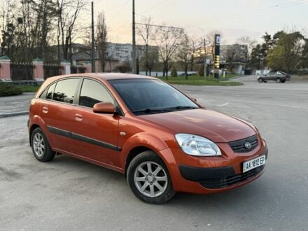 Помаранчевий Кіа Ріо, об'ємом двигуна 1.4 л та пробігом 140 тис. км за 4999 $, фото 1 на Automoto.ua