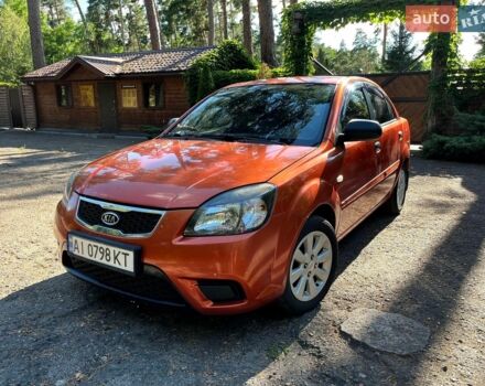 Оранжевый Киа Рио, объемом двигателя 1.4 л и пробегом 160 тыс. км за 4800 $, фото 1 на Automoto.ua