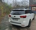Белый Киа Седона, объемом двигателя 3.34 л и пробегом 165 тыс. км за 14100 $, фото 6 на Automoto.ua