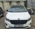 Белый Киа Седона, объемом двигателя 3.34 л и пробегом 165 тыс. км за 15200 $, фото 1 на Automoto.ua