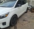 Белый Киа Седона, объемом двигателя 3.34 л и пробегом 165 тыс. км за 15200 $, фото 7 на Automoto.ua
