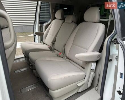 Белый Киа Седона, объемом двигателя 3.34 л и пробегом 90 тыс. км за 24990 $, фото 11 на Automoto.ua