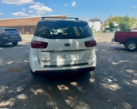 Киа Седона 2019 в Днепре (Днепропетровске) на Automoto.ua Белый Киа Седона, объемом двигателя 3.3 л и пробегом 43 тыс. км за 3000 $, фото 5 на Automoto.ua