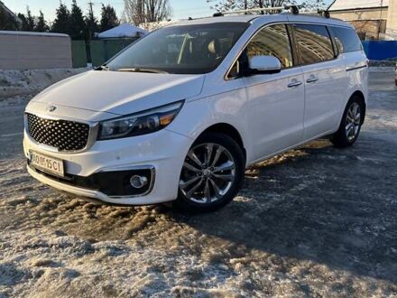 Белый Киа Седона, объемом двигателя 3.34 л и пробегом 120 тыс. км за 13800 $, фото 1 на Automoto.ua