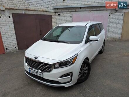 Киа Седона 2020 в Киеве на Automoto.ua Белый Киа Седона, объемом двигателя 3.34 л и пробегом 90 тыс. км за 25500 $, фото 1 на Automoto.ua