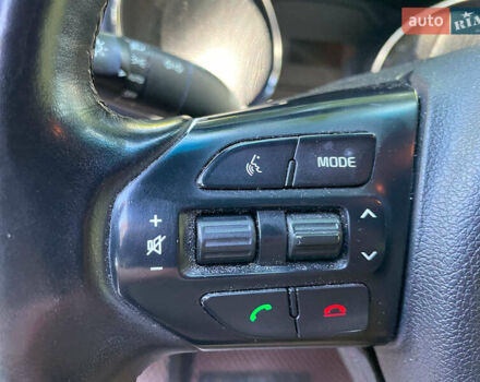 Бежевый Киа Седона, объемом двигателя 3.3 л и пробегом 130 тыс. км за 16690 $, фото 23 на Automoto.ua