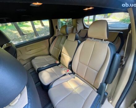 Бежевый Киа Седона, объемом двигателя 3.3 л и пробегом 130 тыс. км за 16690 $, фото 17 на Automoto.ua