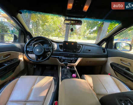 Бежевый Киа Седона, объемом двигателя 3.3 л и пробегом 130 тыс. км за 16690 $, фото 19 на Automoto.ua