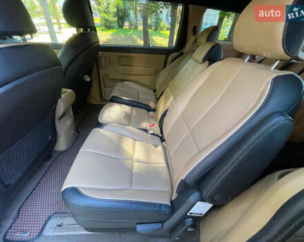 Бежевый Киа Седона, объемом двигателя 3.3 л и пробегом 130 тыс. км за 16690 $, фото 18 на Automoto.ua