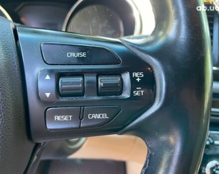 Бежевый Киа Седона, объемом двигателя 3.3 л и пробегом 130 тыс. км за 16690 $, фото 24 на Automoto.ua