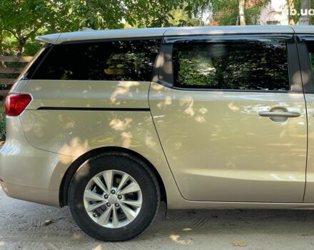 Бежевый Киа Седона, объемом двигателя 3.3 л и пробегом 130 тыс. км за 16690 $, фото 7 на Automoto.ua
