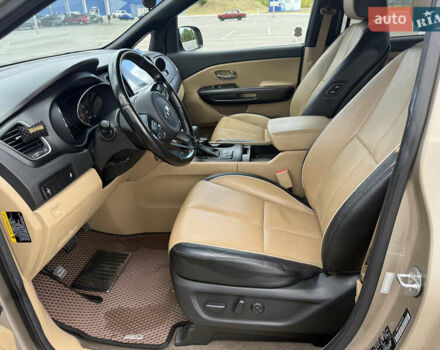 Бежевый Киа Седона, объемом двигателя 3.31 л и пробегом 130 тыс. км за 14300 $, фото 13 на Automoto.ua