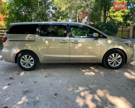 Бежевый Киа Седона, объемом двигателя 3.3 л и пробегом 130 тыс. км за 16690 $, фото 5 на Automoto.ua