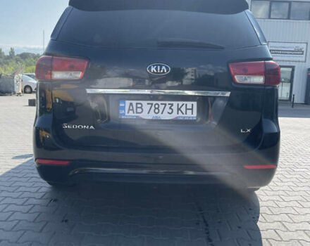 Черный Киа Седона, объемом двигателя 3.34 л и пробегом 200 тыс. км за 15200 $, фото 4 на Automoto.ua