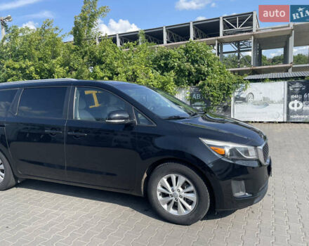 Черный Киа Седона, объемом двигателя 3.34 л и пробегом 200 тыс. км за 15200 $, фото 7 на Automoto.ua