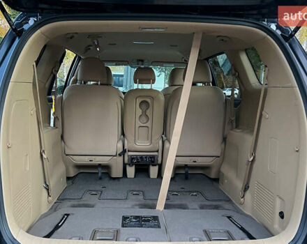 Черный Киа Седона, объемом двигателя 3.34 л и пробегом 181 тыс. км за 13999 $, фото 24 на Automoto.ua