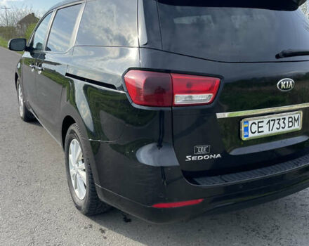 Черный Киа Седона, объемом двигателя 3.34 л и пробегом 191 тыс. км за 13500 $, фото 2 на Automoto.ua