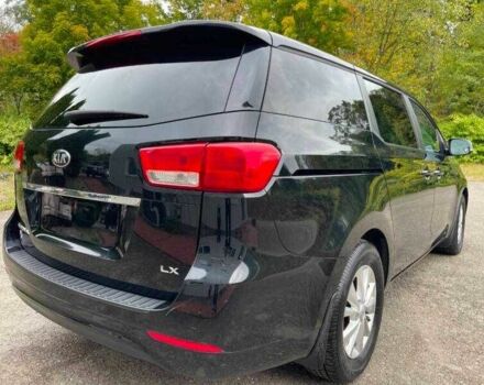 Черный Киа Седона, объемом двигателя 3.3 л и пробегом 97 тыс. км за 2900 $, фото 4 на Automoto.ua