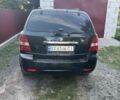 Черный Киа Седона, объемом двигателя 2.5 л и пробегом 2 тыс. км за 7500 $, фото 3 на Automoto.ua