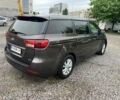 Коричневый Киа Седона, объемом двигателя 3.3 л и пробегом 129 тыс. км за 12900 $, фото 1 на Automoto.ua