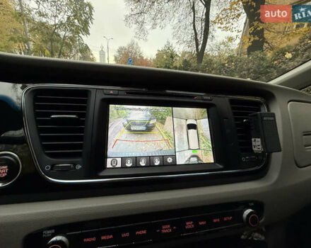 Коричневый Киа Седона, объемом двигателя 3.34 л и пробегом 108 тыс. км за 17000 $, фото 6 на Automoto.ua