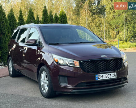 Красный Киа Седона, объемом двигателя 3.34 л и пробегом 126 тыс. км за 14990 $, фото 1 на Automoto.ua